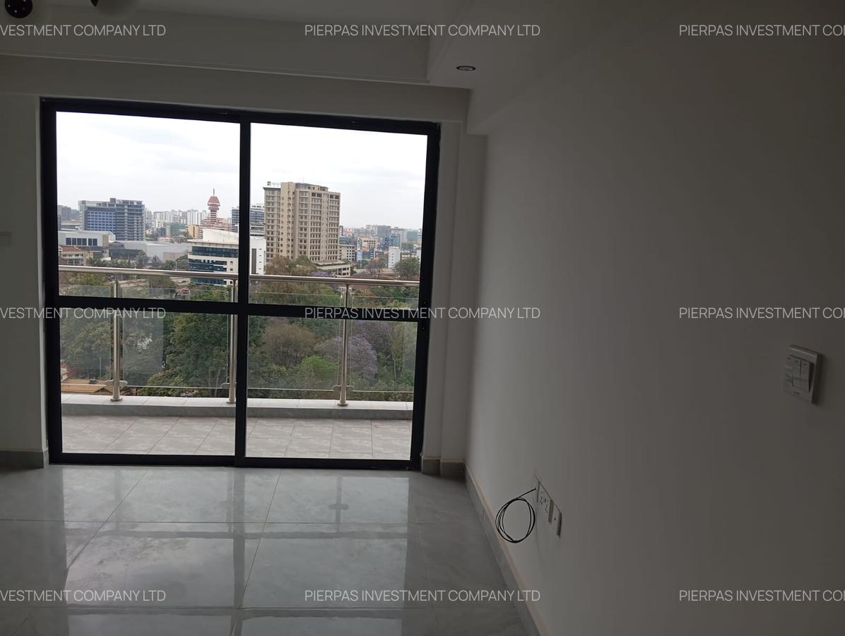 Serviced 3 Bed Apartment with En Suite in Westlands Area - 9