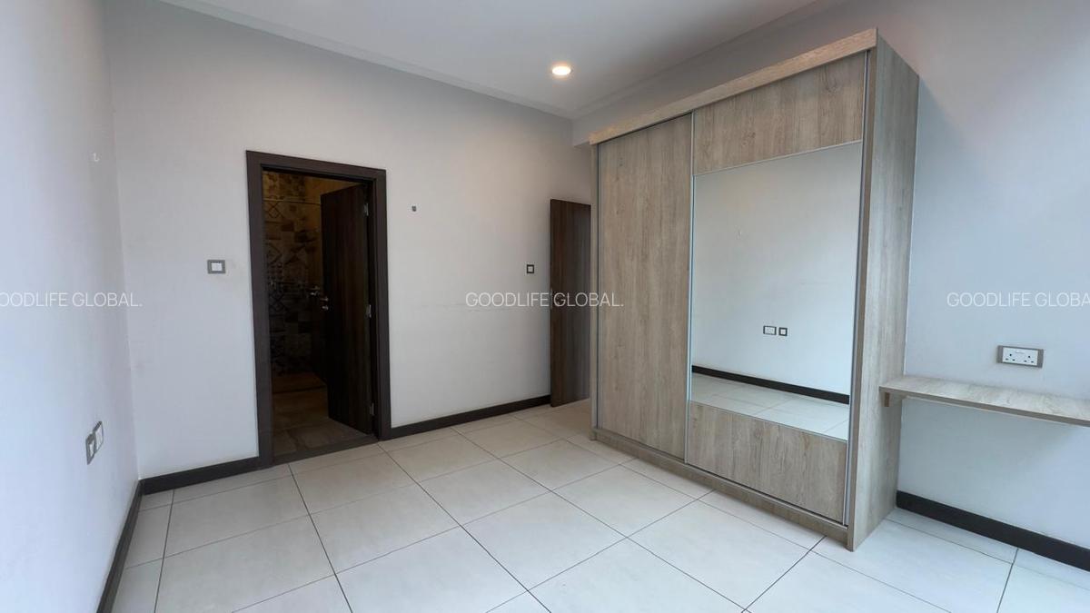 2 Bed Apartment with En Suite at Westlands - 18