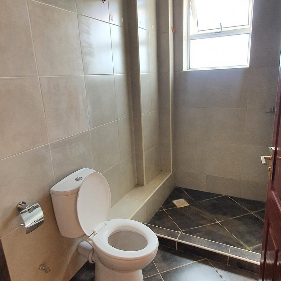 2 Bed Apartment with En Suite at Lavington - 13