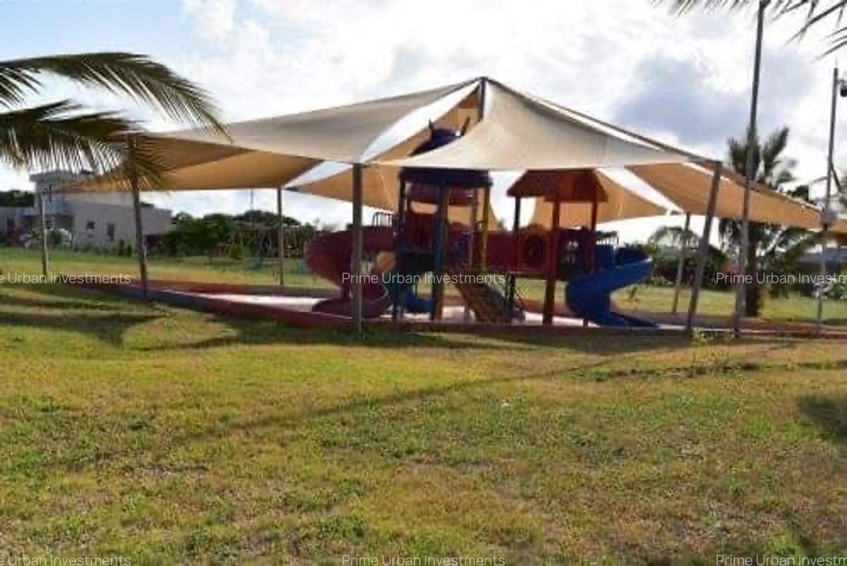 3 Bed Villa with En Suite at Awali Estate - 15