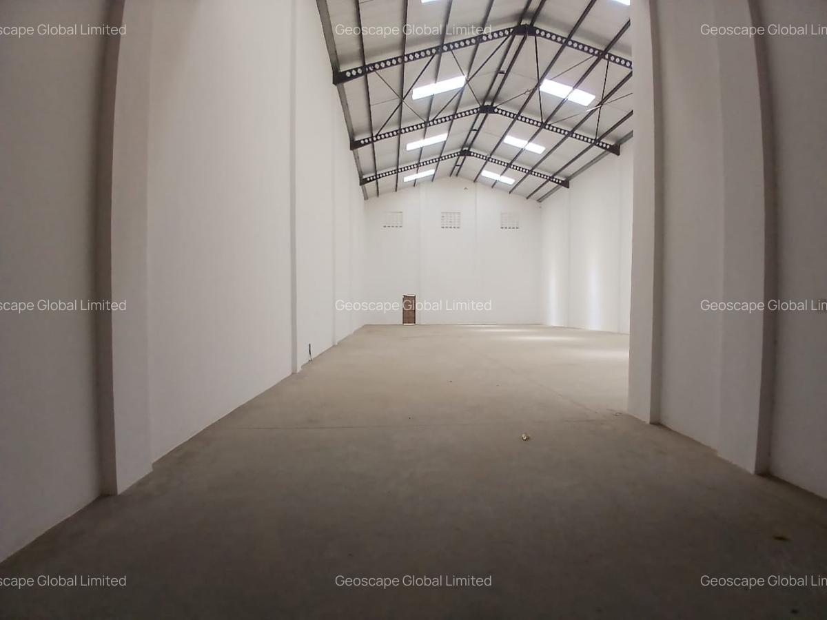 8,000 ft² Warehouse with Backup Generator in Mlolongo - 7