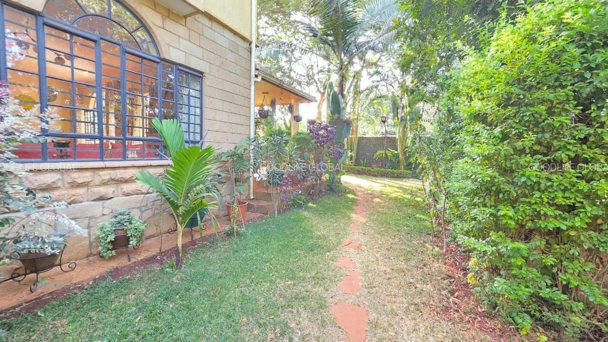 5 Bed House with En Suite at Kitisur - 3