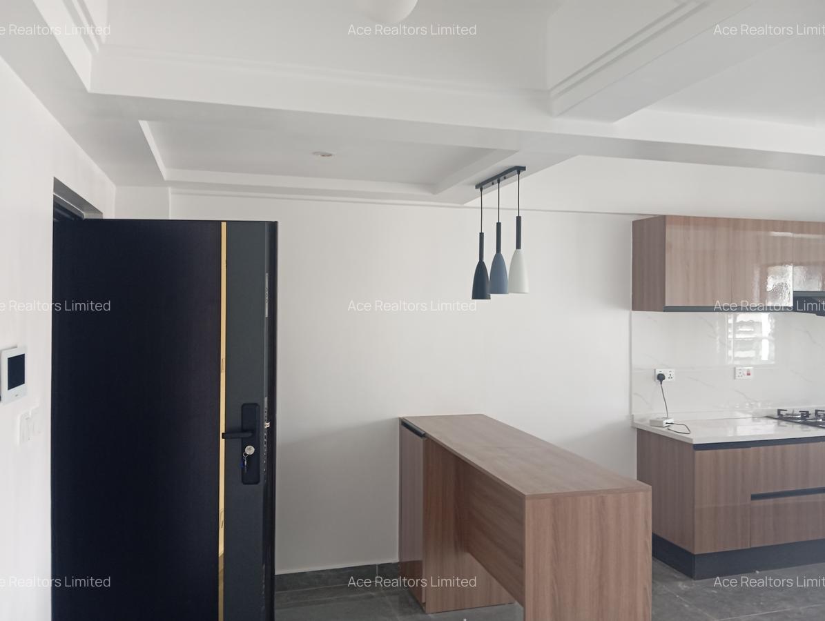 1 Bed Apartment with Gym at Riverside Drive - 4