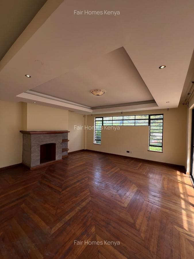 5 Bed Townhouse with En Suite at Convent Drive - 16