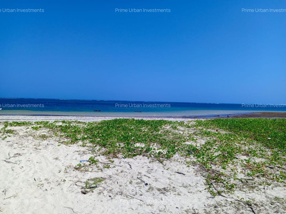 3.5 m² Land at Galu Kinondo Beach - 2
