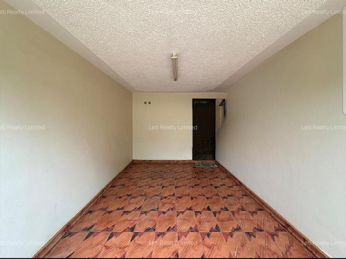 5 Bed Townhouse with En Suite in Lavington - 6