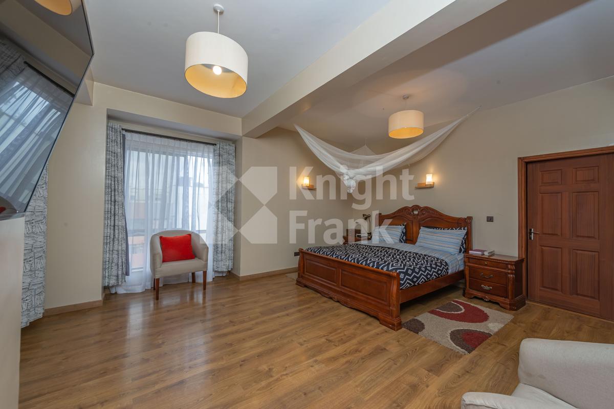 3 Bed Apartment with En Suite at Vanga Street - 8