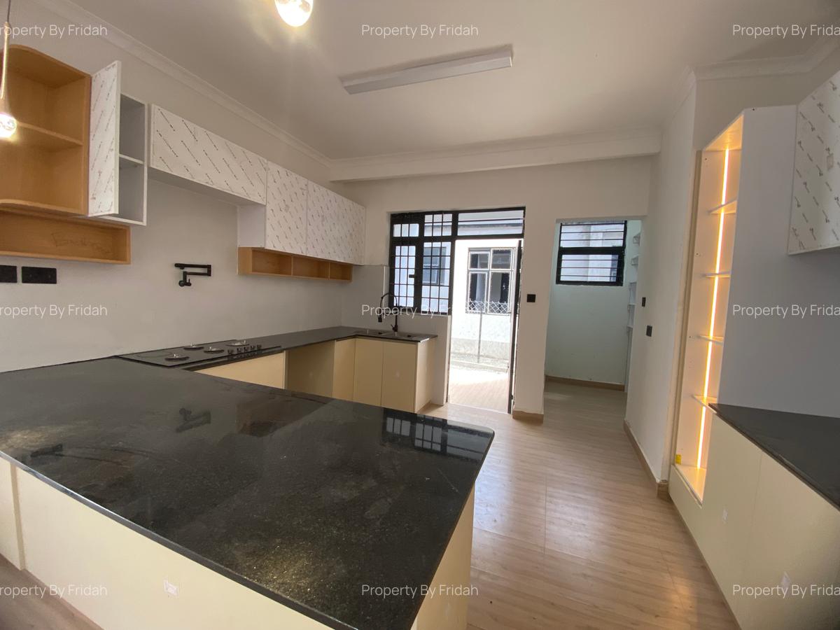 4 Bed House with En Suite in Kitengela - 9