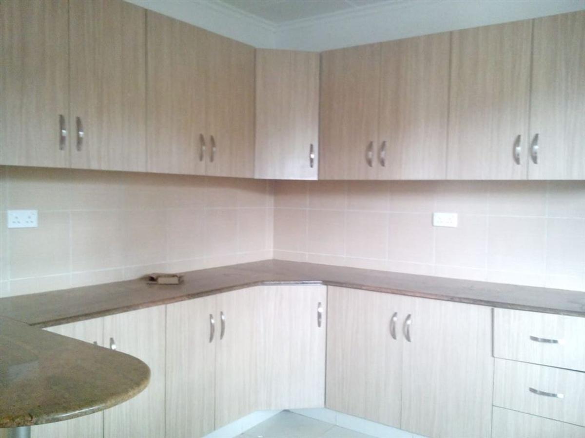 3 Bed Apartment in Kileleshwa - 11