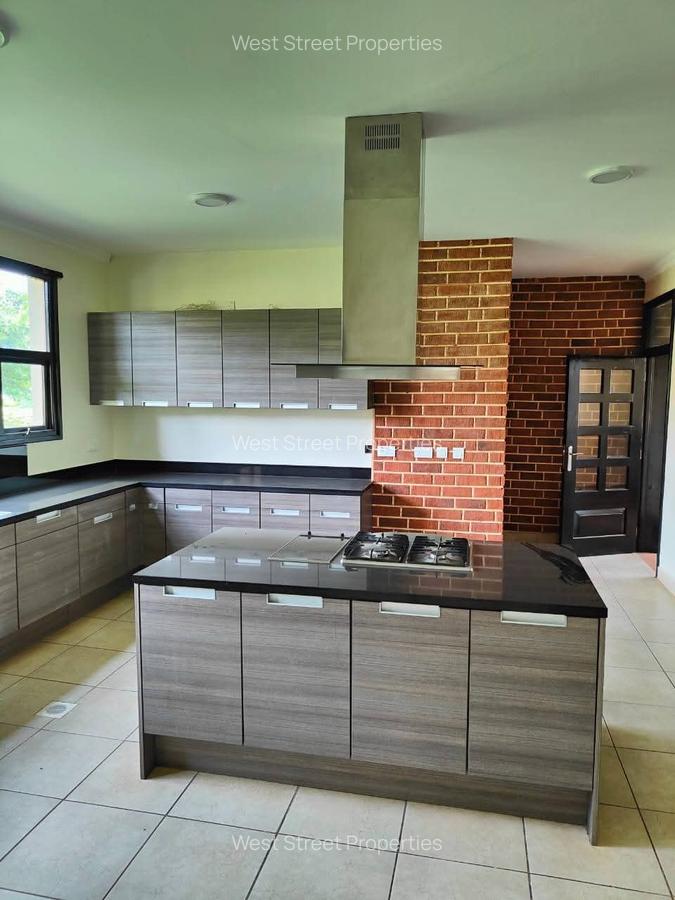 5 Bed Villa with En Suite at Karen - 7