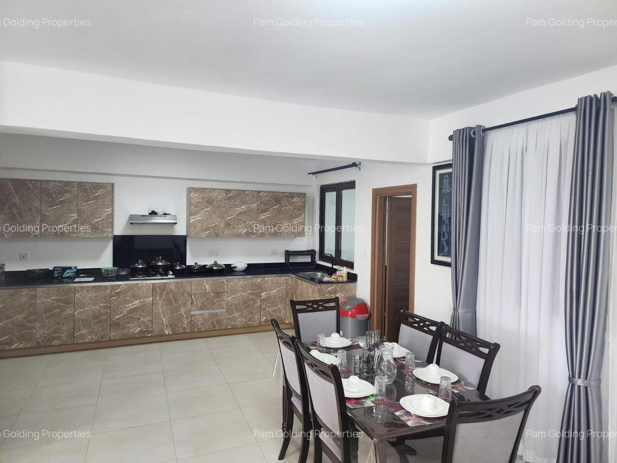 Furnished 3 Bed Apartment with En Suite at Lantana Road - 4