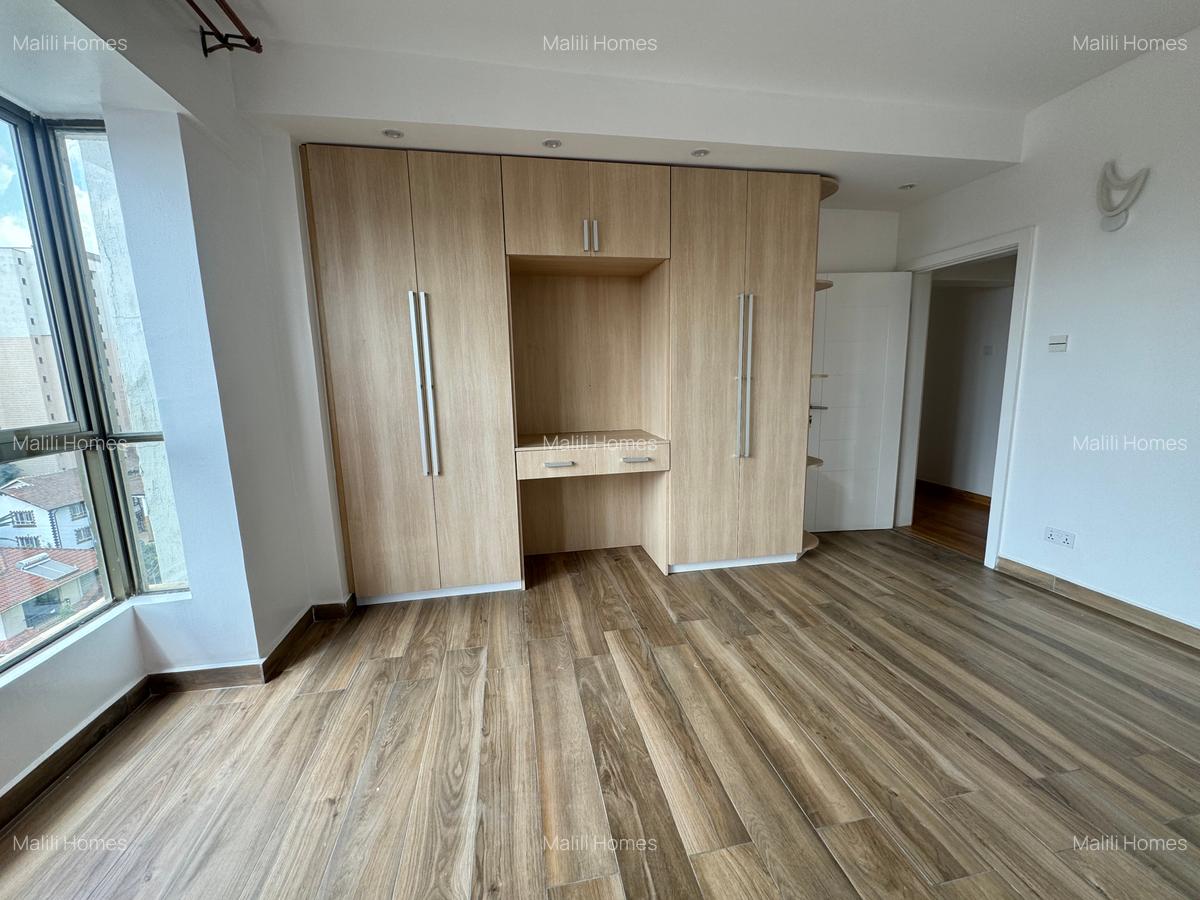 3 Bed Apartment in Kileleshwa - 3