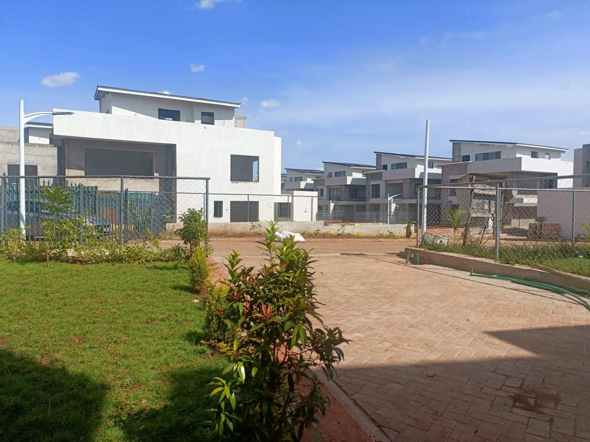 4 Bed Townhouse with En Suite in Kiambu Road - 18