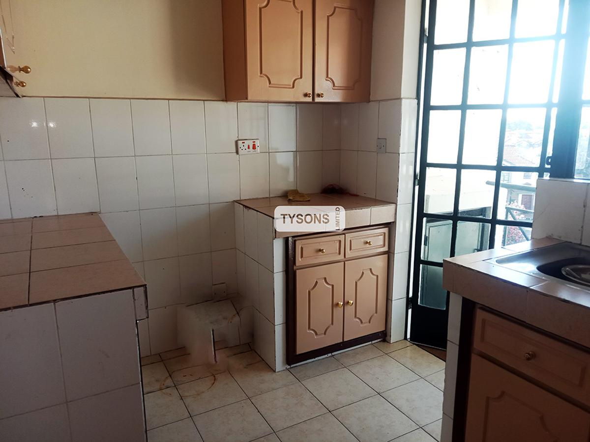 3 Bed Apartment with En Suite in Embakasi - 3