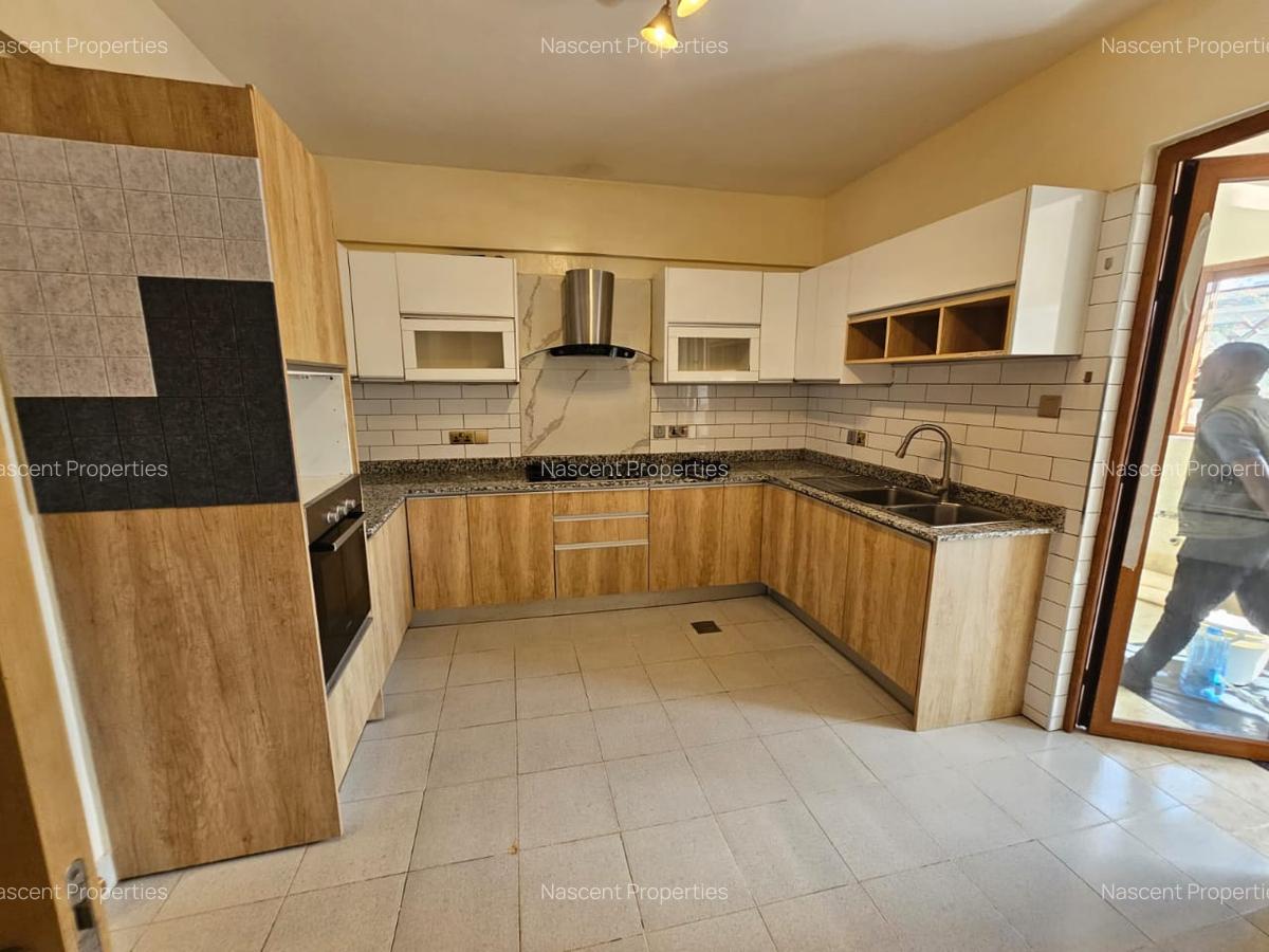 3 Bed Apartment with En Suite at Kileleshwa - 13
