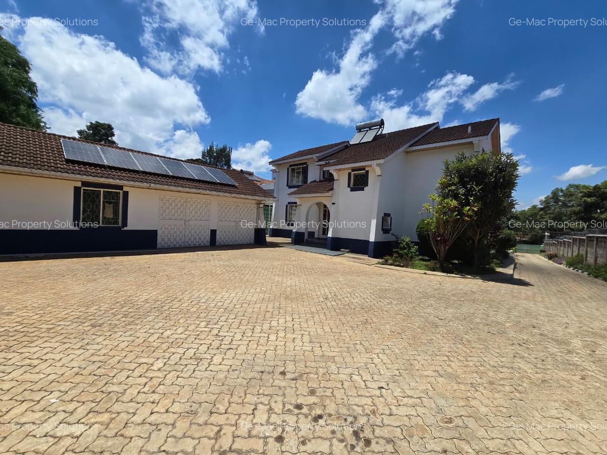 4 Bed House with En Suite in Runda - 3