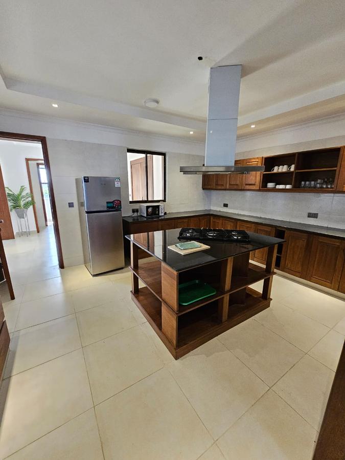 3 Bed Apartment with En Suite at Nyali - 8