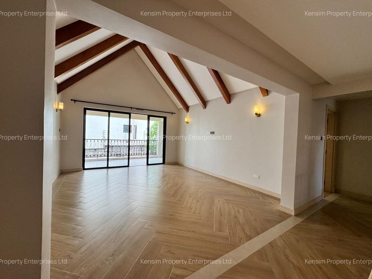 6 Bed Townhouse with En Suite in Lavington - 11