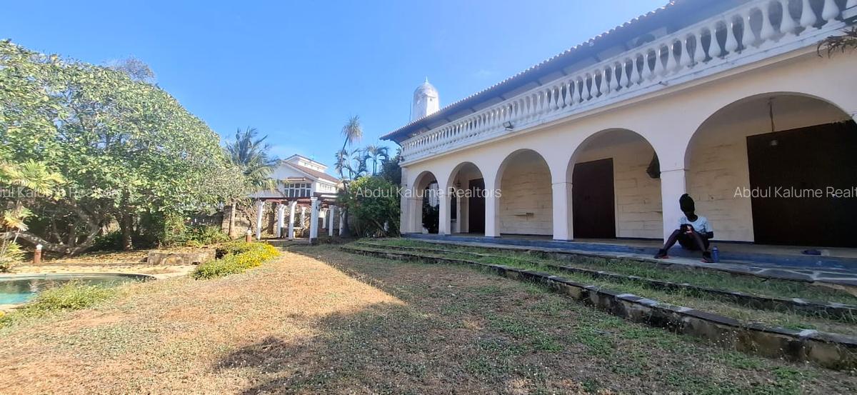 5 Bed Villa with En Suite at Nyali - 13
