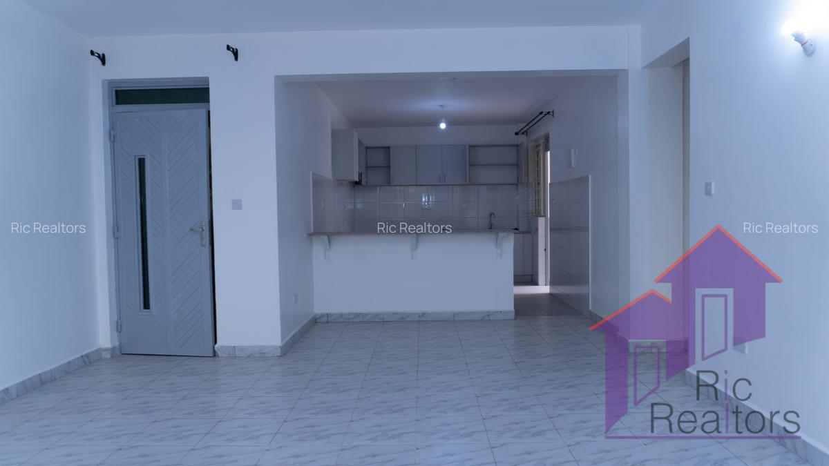 Serviced 3 Bed Apartment with En Suite at Acacia Road - 8