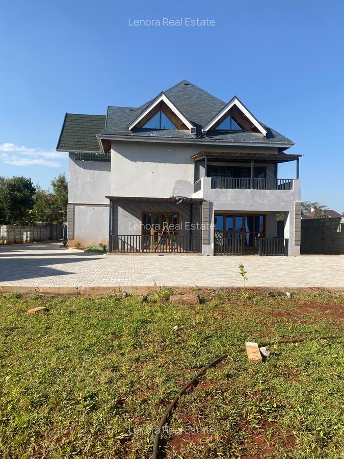 7 Bed House with En Suite in Karen - 1