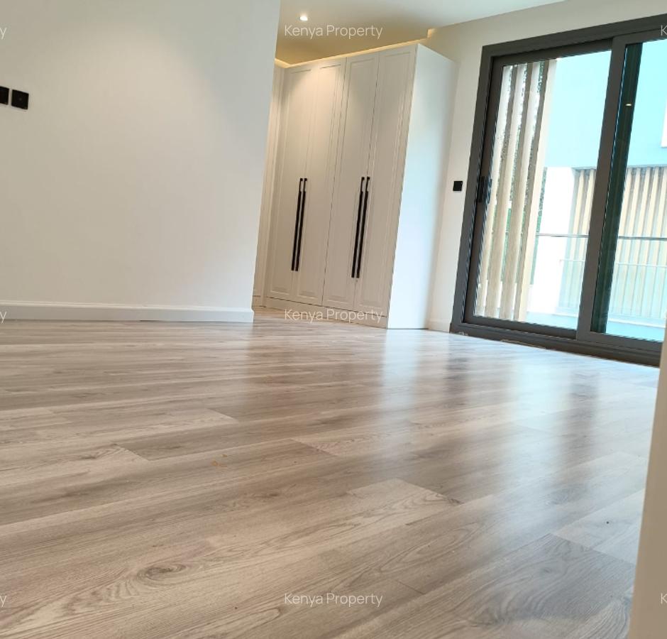 5 Bed Villa with En Suite at Chalbi Drive - 8