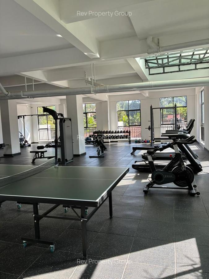 Serviced 1 Bed Apartment with En Suite in Westlands Area - 15