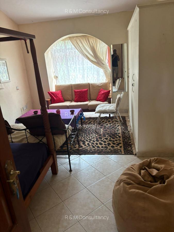 6 Bed House with En Suite at Runda Drive - 17