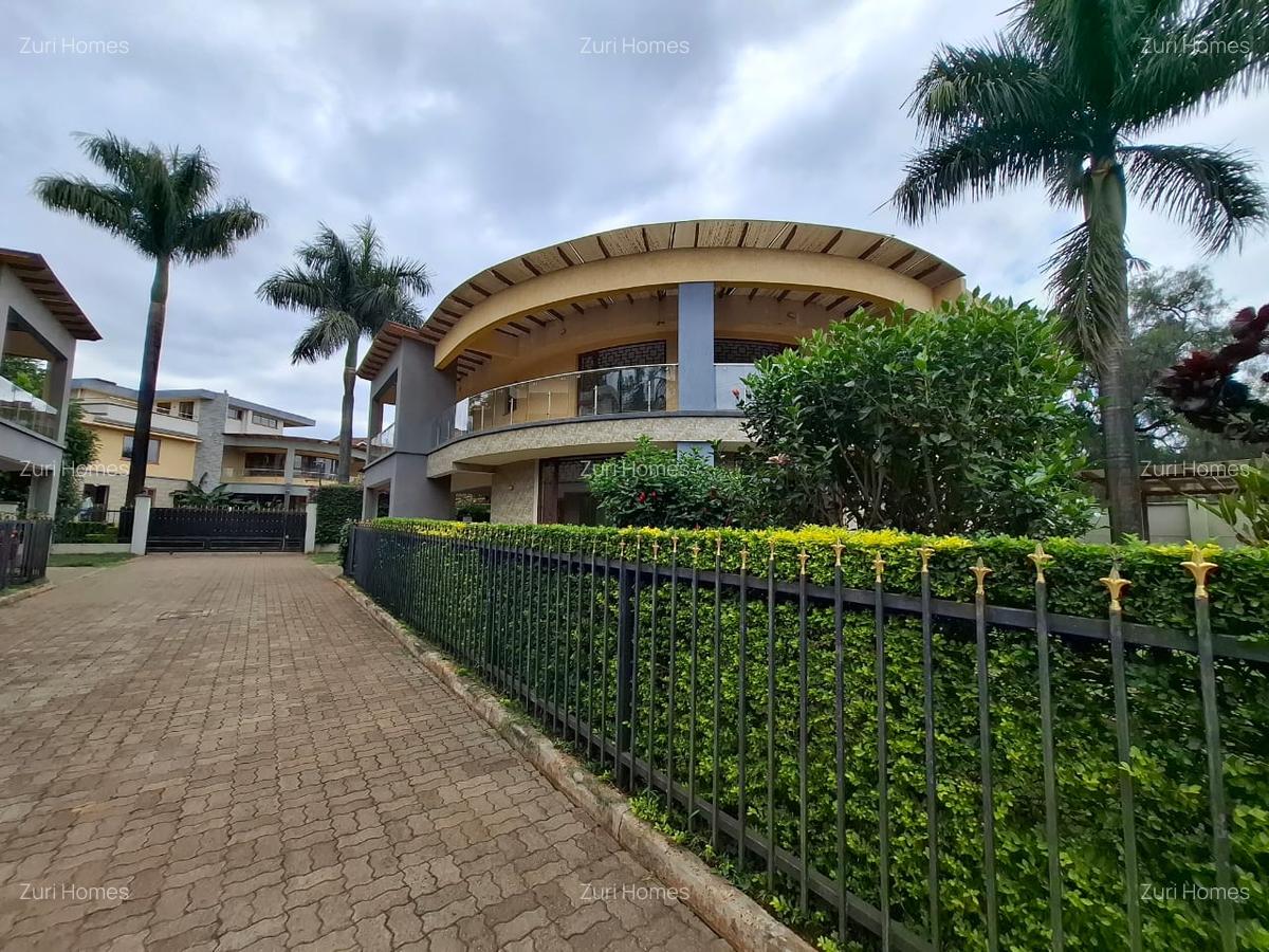 5 Bed Townhouse with En Suite in Lavington - 8