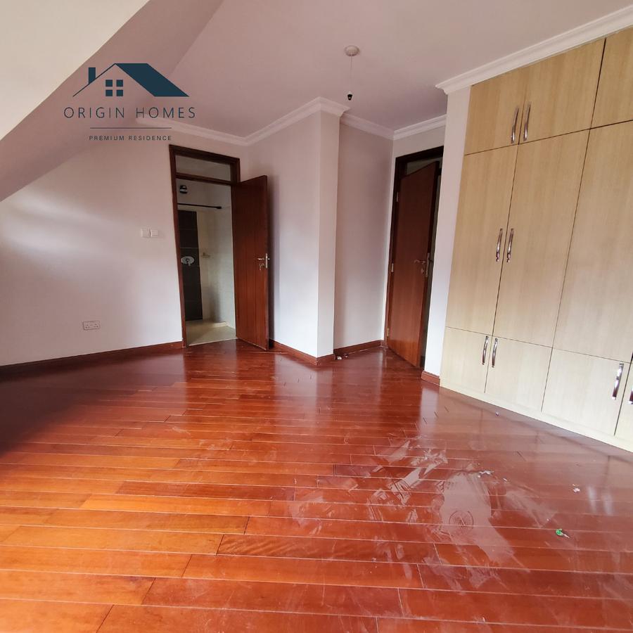 2 Bed Apartment with En Suite at Lavington - 12