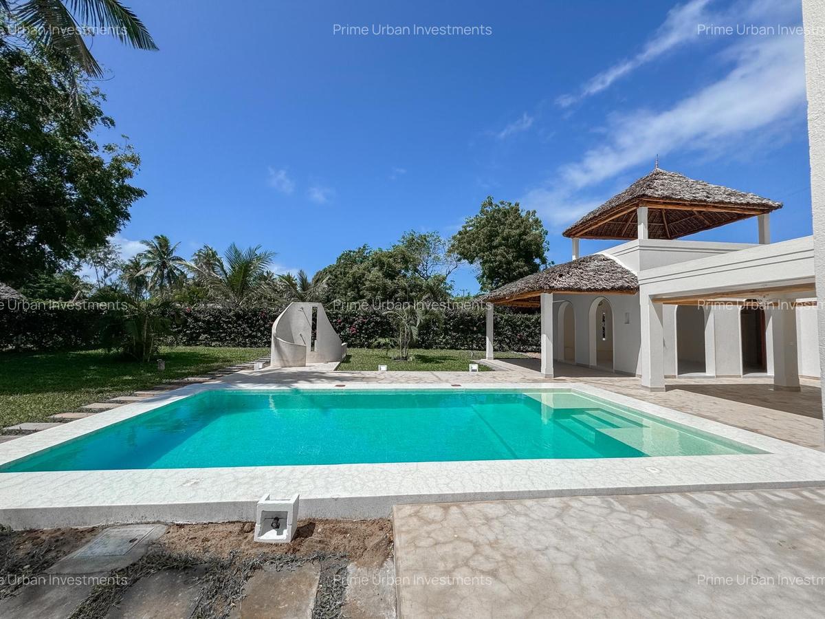 3 Bed House with En Suite in Watamu - 15