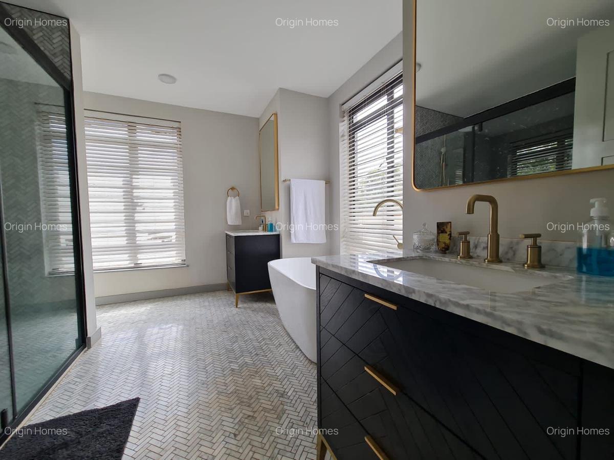 5 Bed Townhouse with En Suite at Kitisuru - 10