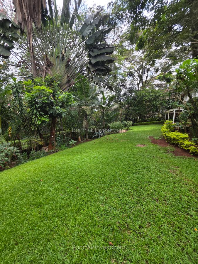 4 Bed House with En Suite at Lavington Green - 6