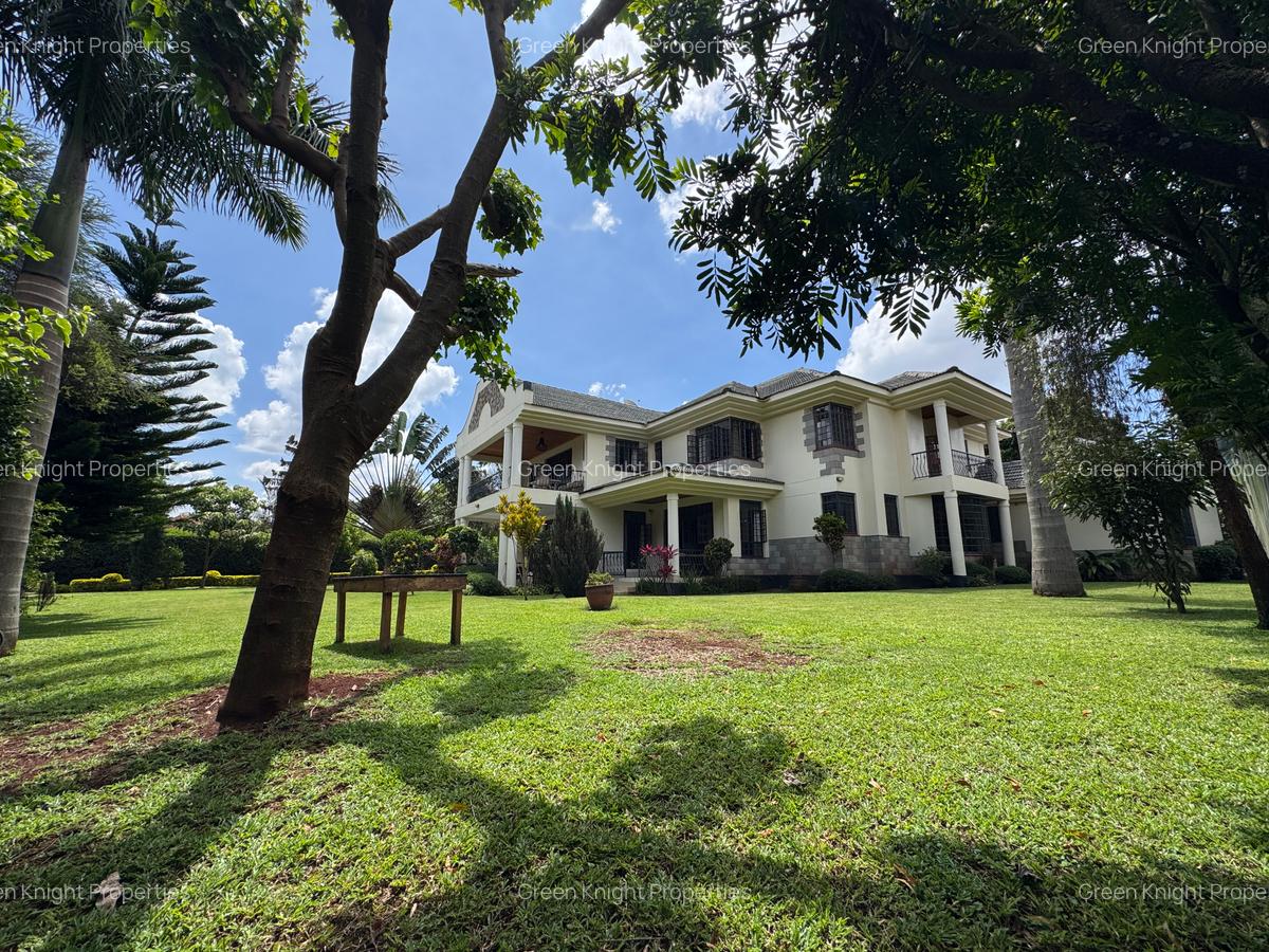 6 Bed House with En Suite in Runda - 2