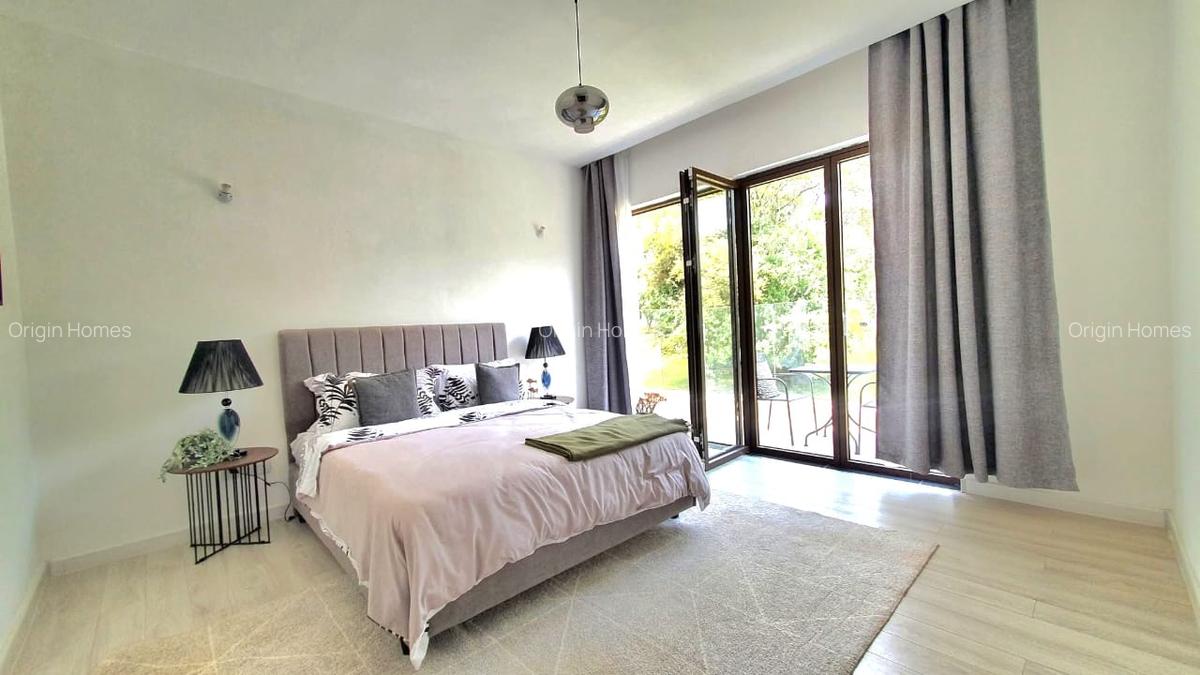 5 Bed Townhouse with En Suite at Karen - 9