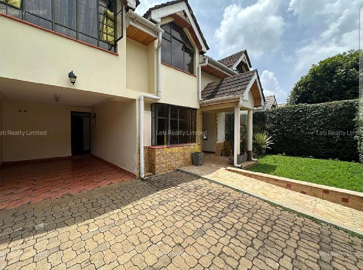 5 Bed Townhouse with En Suite in Lavington - 3