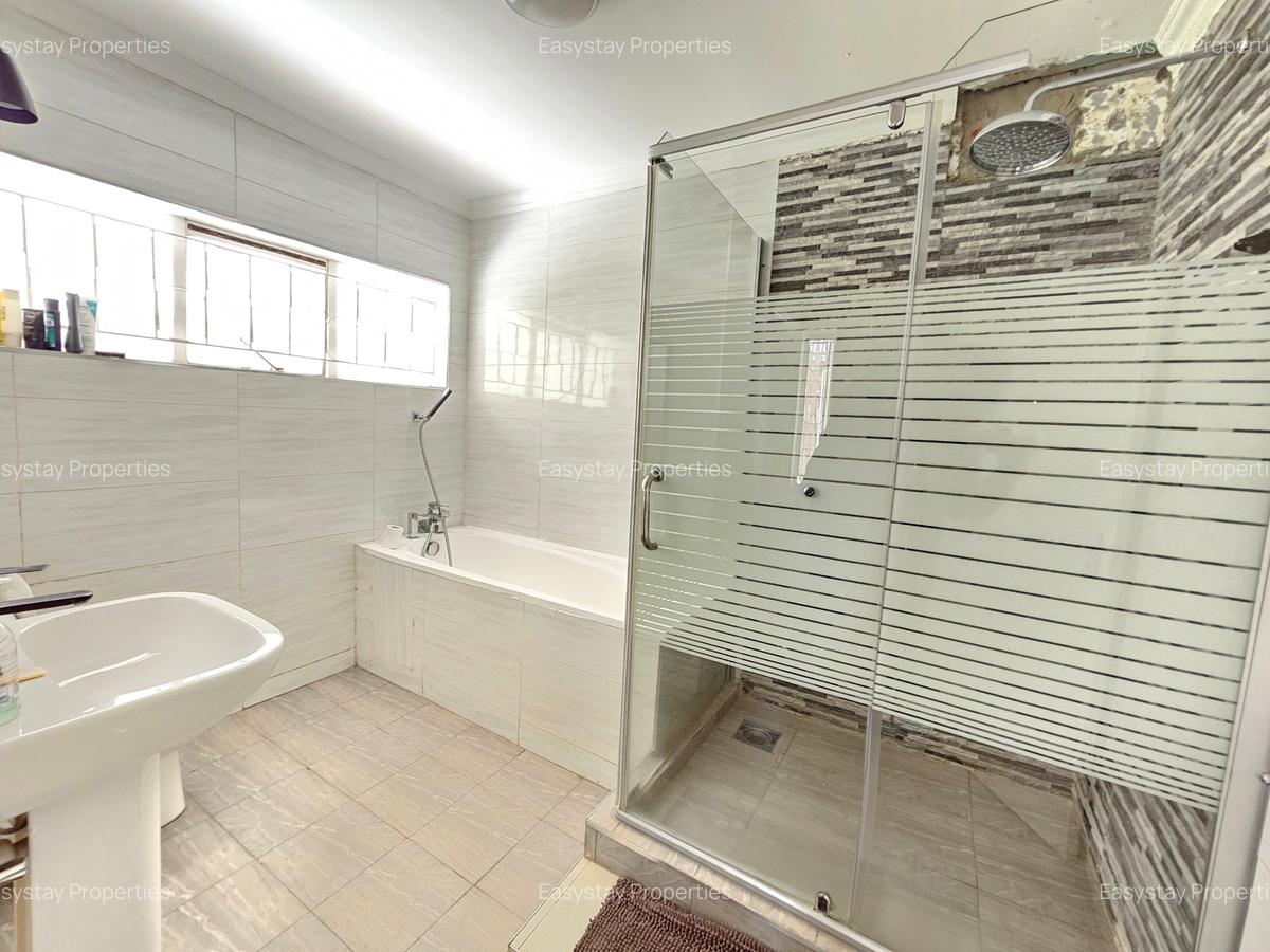 3 Bed House with En Suite in Westlands Area - 5