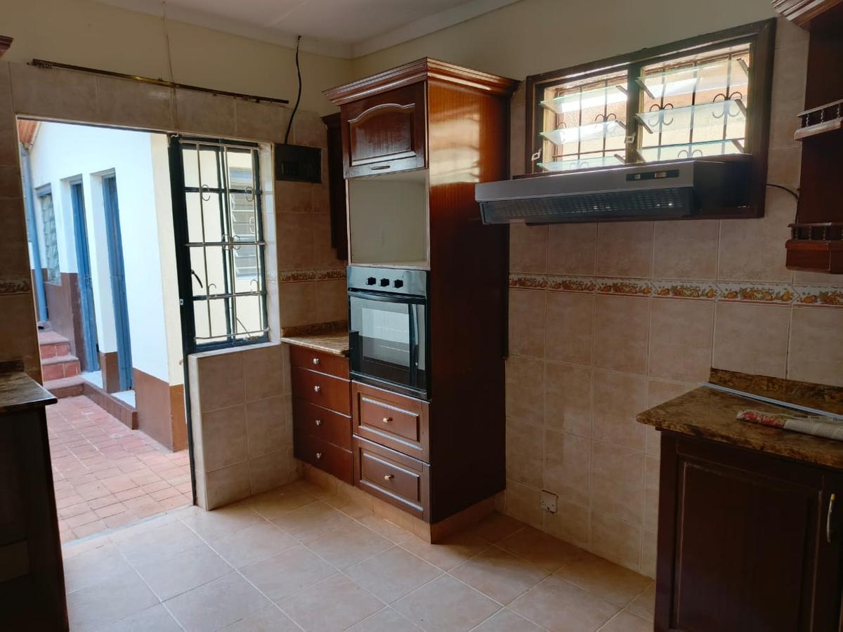 4 Bed House with Staff Quarters in Loresho - 10