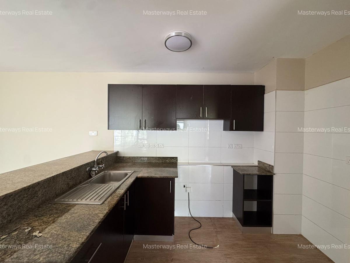 2 Bed Apartment with En Suite at Kirawa Road - 5