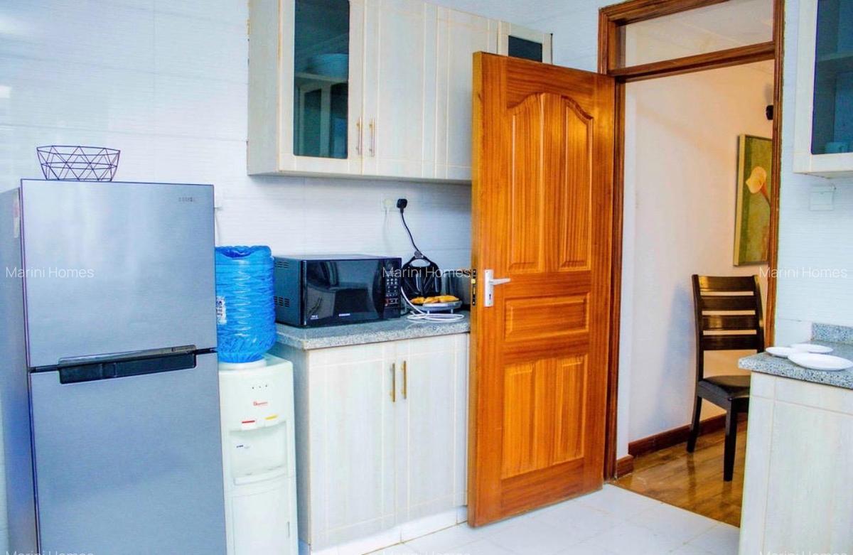 Serviced 3 Bed Apartment with En Suite in Westlands Area - 9