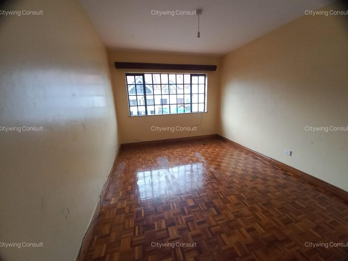 5 Bed Townhouse with En Suite at School Lane - 11
