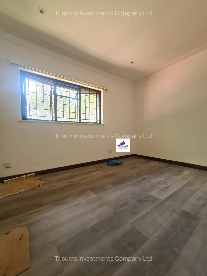 5 Bed House with En Suite in Kitisuru - 9