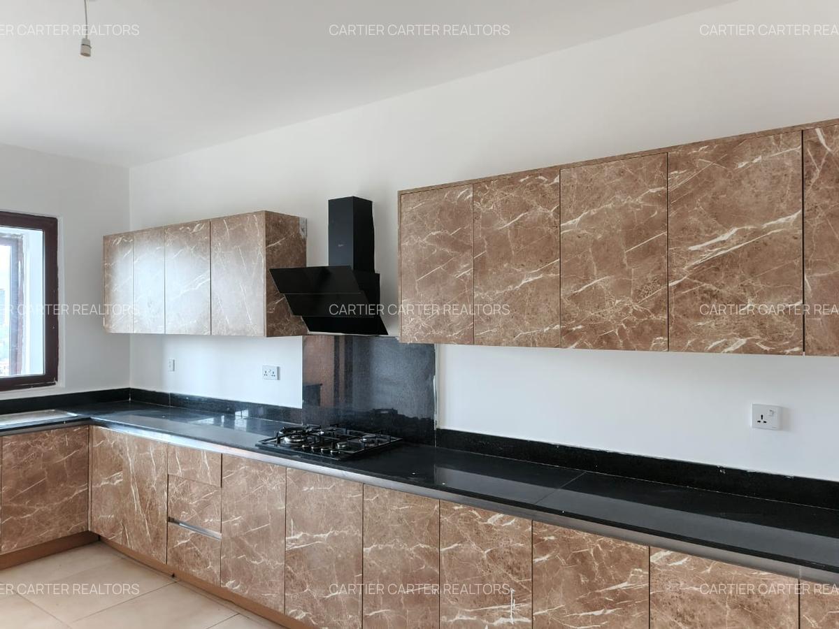 3 Bed Apartment with En Suite in Westlands Area - 1