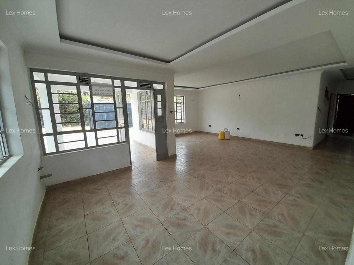 3 Bed House with En Suite at Rimpa - 3