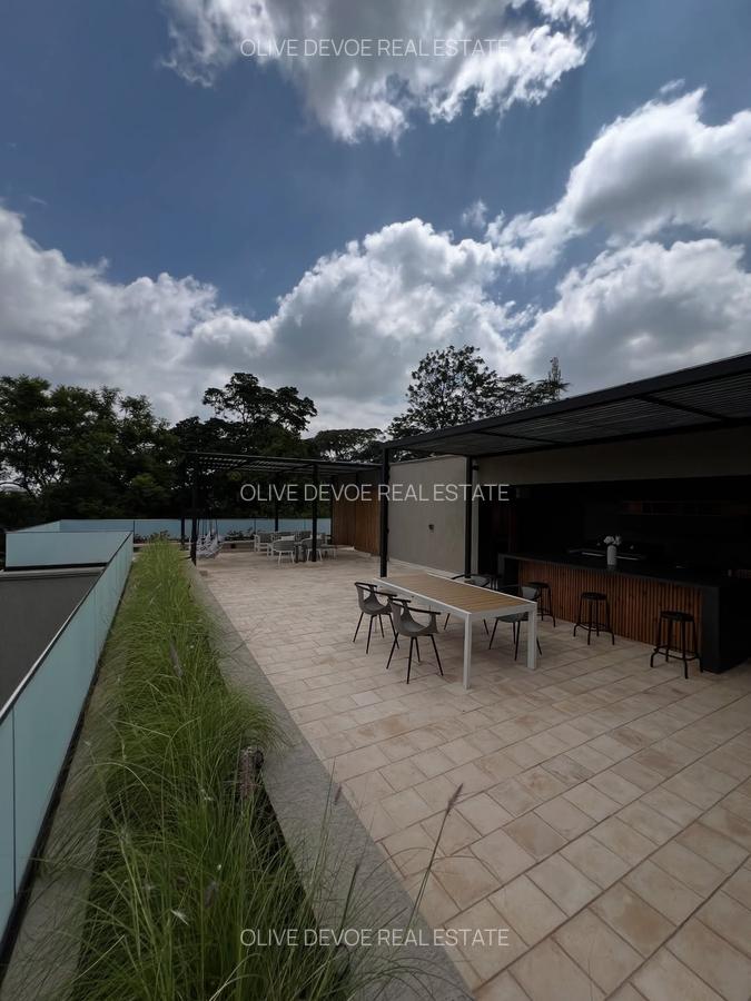 5 Bed Villa with En Suite in Westlands Area - 6