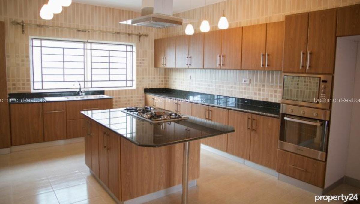 3 Bed Apartment with En Suite at Raphta Road - 6