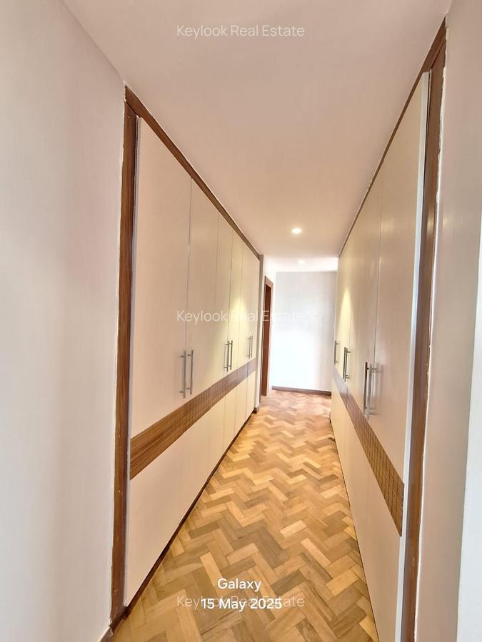 4 Bed Townhouse with En Suite at Riverside Drive - 13