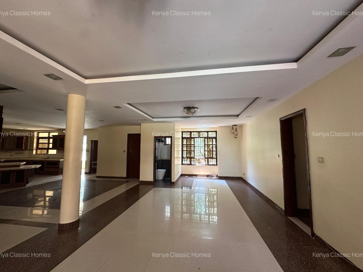 4 Bed Apartment with En Suite at Lavington - 2