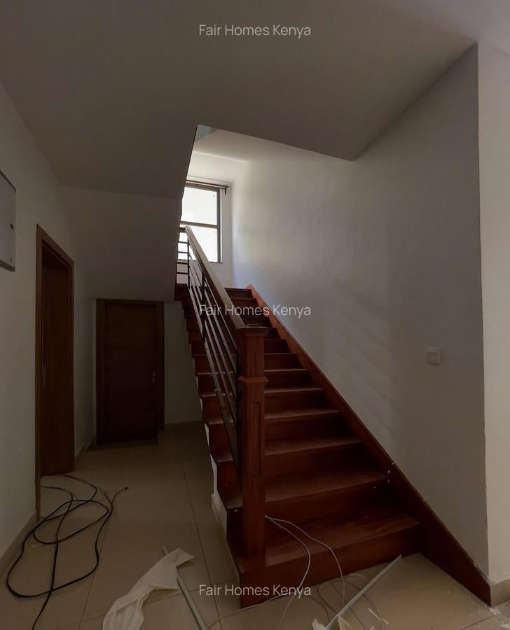 5 Bed Townhouse with En Suite at Njumbi Lane - 18