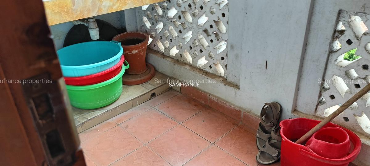 Serviced 3 Bed Apartment with Backup Generator at Beach Road - 16